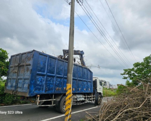 台南怪手破碎機整地, 台南怪手建地整地費用, 台南怪手空地整地費用, 台南怪手整地, 台南怪手山坡地整地費用, 台南土方開挖, 
                    台南農地整地, 台南整地填土, 台南環保廢棄物清運, 台南廢棄物清運