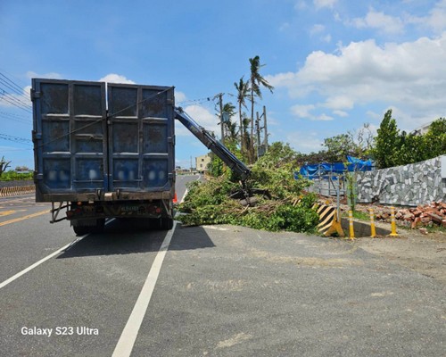 台南怪手破碎機整地, 台南怪手建地整地費用, 台南怪手空地整地費用, 台南怪手整地, 台南怪手山坡地整地費用, 台南土方開挖, 
                    台南農地整地, 台南整地填土, 台南環保廢棄物清運, 台南廢棄物清運