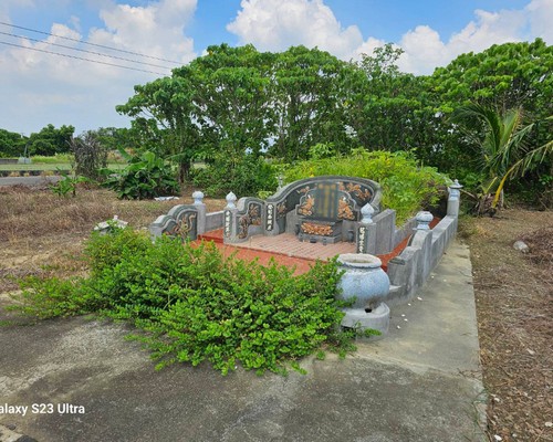 台南怪手墓園整地, 台南整地工程, 台南鋸樹, 台南先人福地整理, 台南割草鑑界整地, 台南農業取得規劃施工, 台南樹木移除, 台南怪手整地